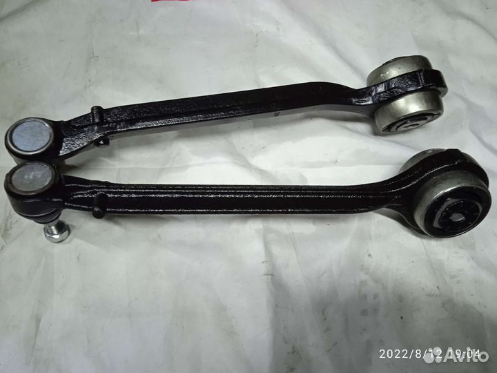 Рычаги перед chrysler 300C