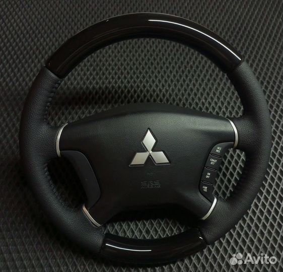 Руль на pajero 4