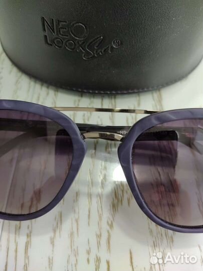 Очки солнцезащитные