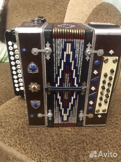 Гармонь кирилловская
