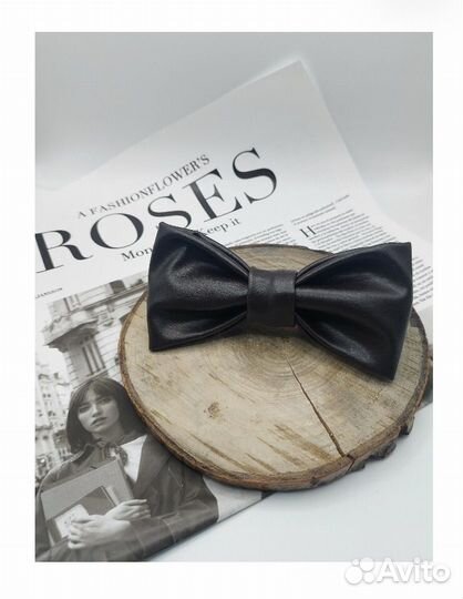 Галстук бабочка в подарочной коробке