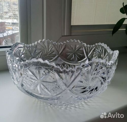 Большой хрустальный салатник, d 21см