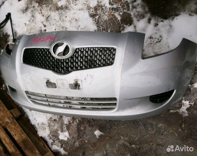 Бампер передний Toyota Vitz/Yaris KSP90
