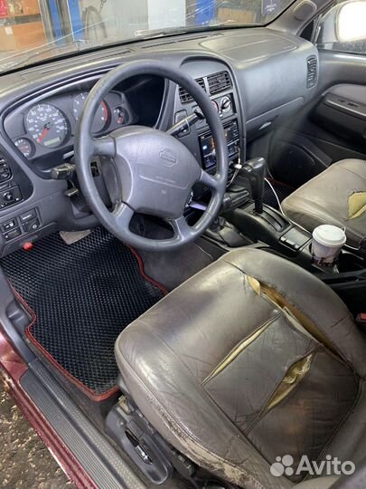 Nissan Pathfinder 3.3 AT, 1999, 188 800 км