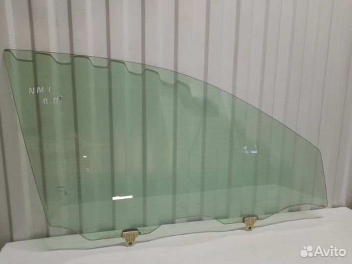 Стекло двери передней правой Nissan Murano Z50