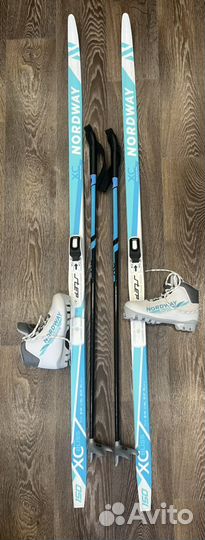 Лыжи и ботинки беговые