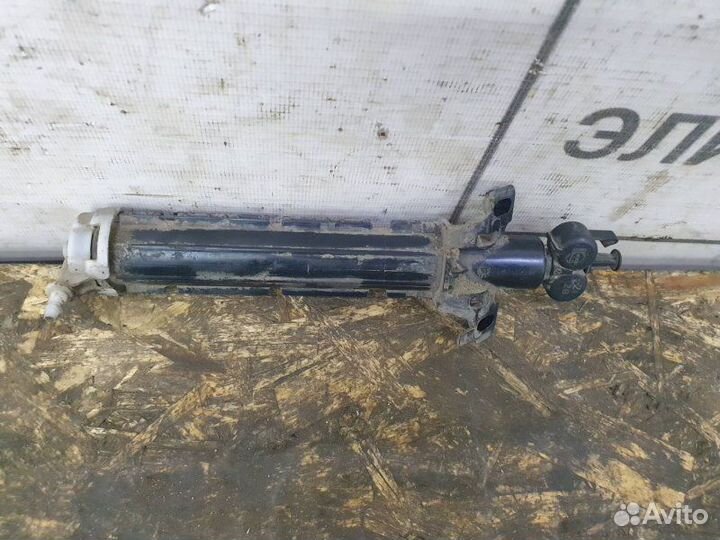 Форсунка омывателя фар правая Volvo S60 2 1.6 2011