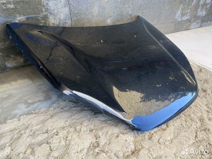 Капот Веста оригинал