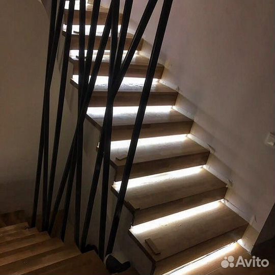 Автоматическая подсветка лестниц. Умная лестница