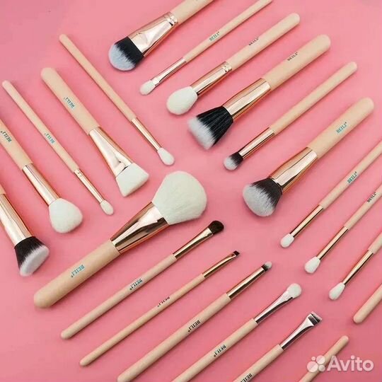 Кисти для макияжа новые