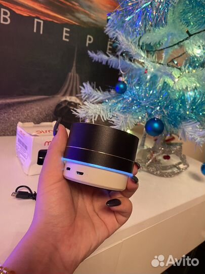 Блютуз колонка с подсветкой