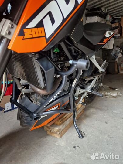 KTM 200 duke