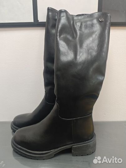 Зимние женские сапоги 38