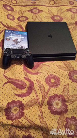 Sony playstation 4 slim