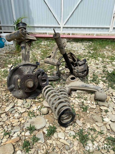 Запчасти на mercedes w210 АКПП2.9 дизель