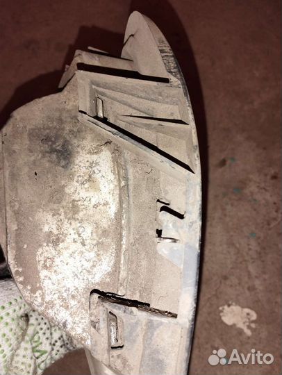 Фонарь противотуманный задний правый Рено Дастр