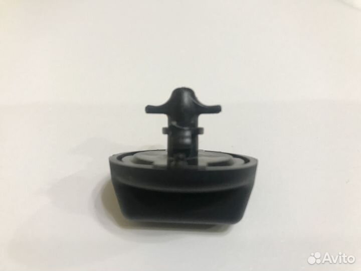 Тойота Лэнд Крузер Прадо 150. Фиксатор крышки