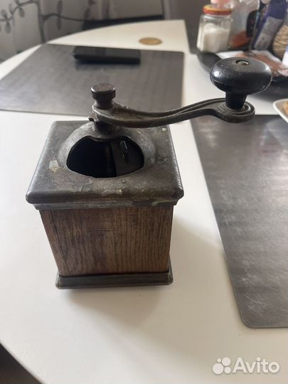 Мельница ручная СССР