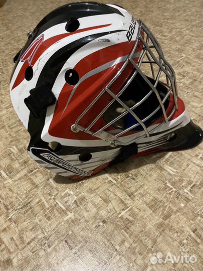 Хоккейный шлем вратаря