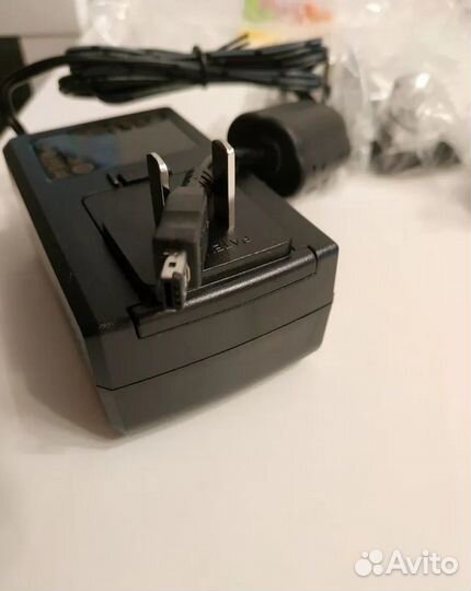 Зарядное устройство flir T910814