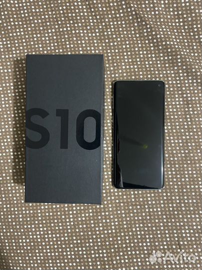 Samsung Galaxy S10, 8/128 ГБ