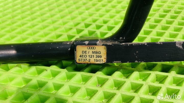 Трубка охлаждения Audi A8 D3 (4E) 2002-2010