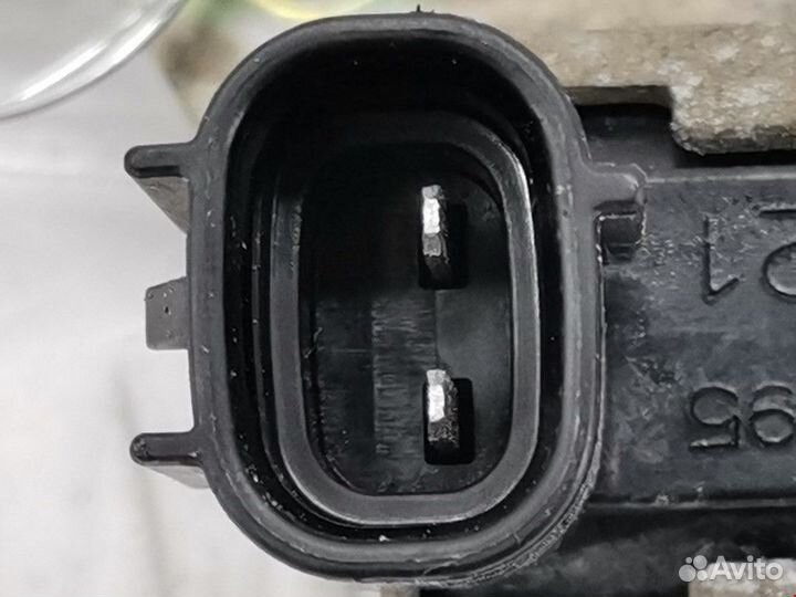 Клапан вакуумного управления Mitsubishi Colt