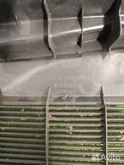 Обшивка багажника левая Mazda 6 Gh универсал 2.0