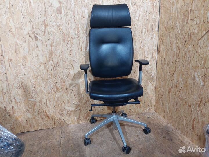 Кресло руководителя sidland artes