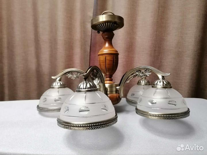 Люстра потолочная