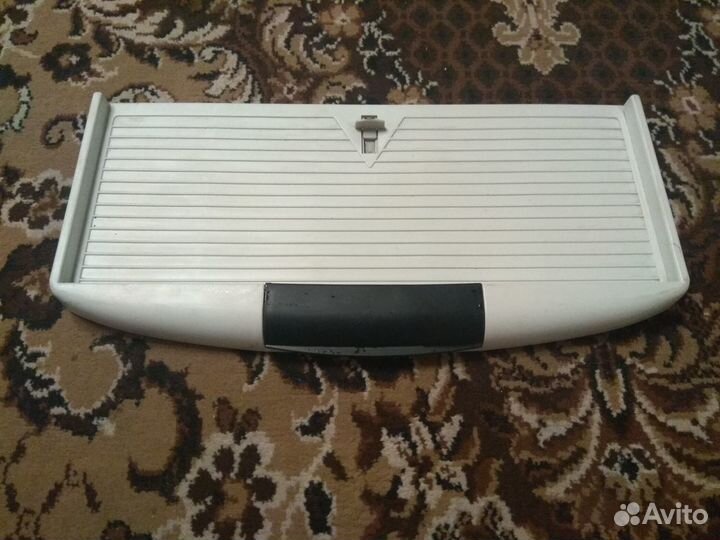 Подставка для клавиатуры