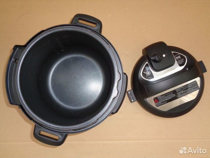 Мультиварка-скороварка Redmond RMC-PM380, 5 литров