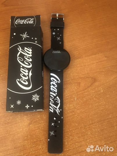 Часы Coca Cola новые