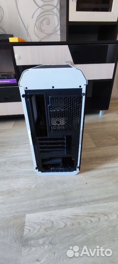 Корпус AeroCool Aero One Mini Aero One Mini-G-WT-v