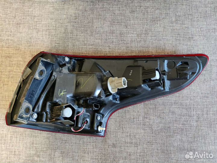 Фонарь задний левый Nissan Qashqai J11, оригинал