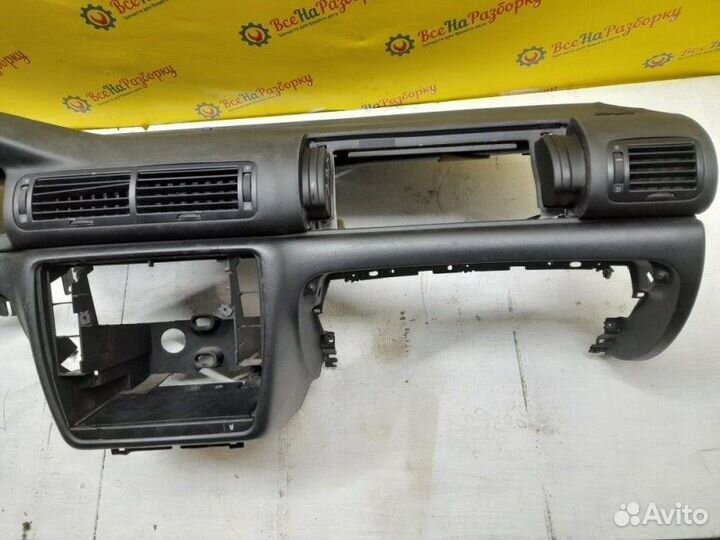 Торпедо в сборе Volkswagen Passat B5 универсал 1.8