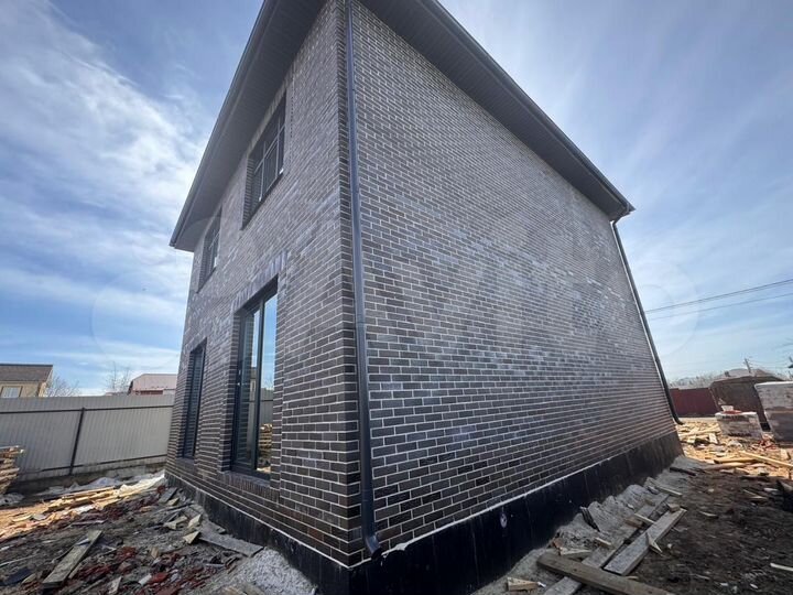 Коттедж 155 м² на участке 7,5 сот.