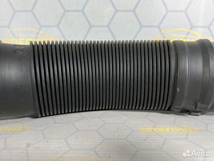 Патрубок воздушного фильтра Opel Astra J A14NET