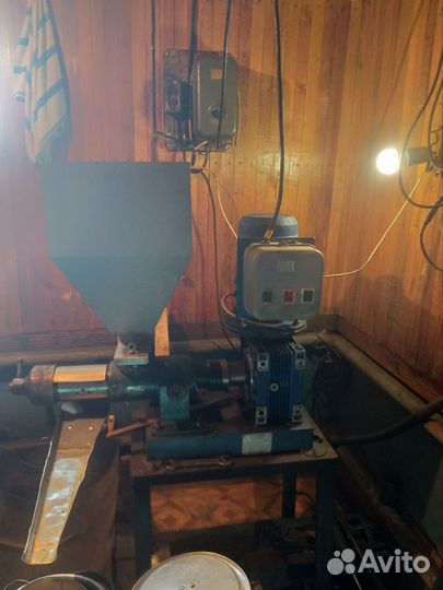 Маслопресс шнековый холодного отжима