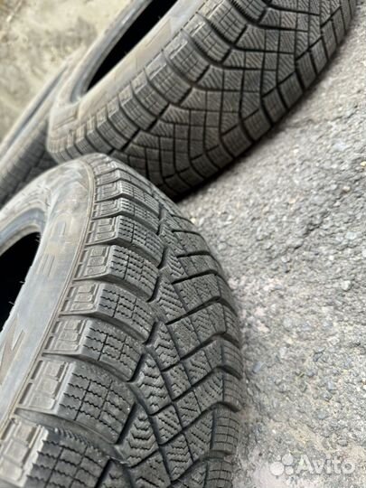 Pirelli Ice Zero FR 185/65 R15