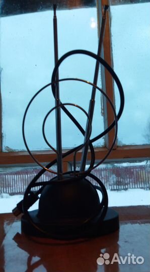 Антенна для тв комнатная