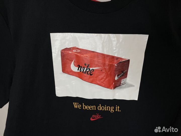 Nike Sneaker Box Black футболка