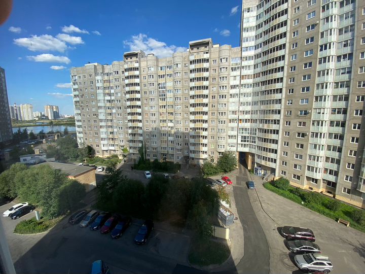 3-к. квартира, 84,3 м², 7/17 эт.