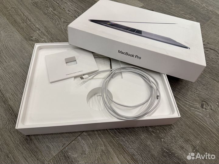 MacBook Pro 15 2018 2.6/16/512 SSD