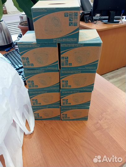 Видеорегистраторы и AHD-камеры RVi