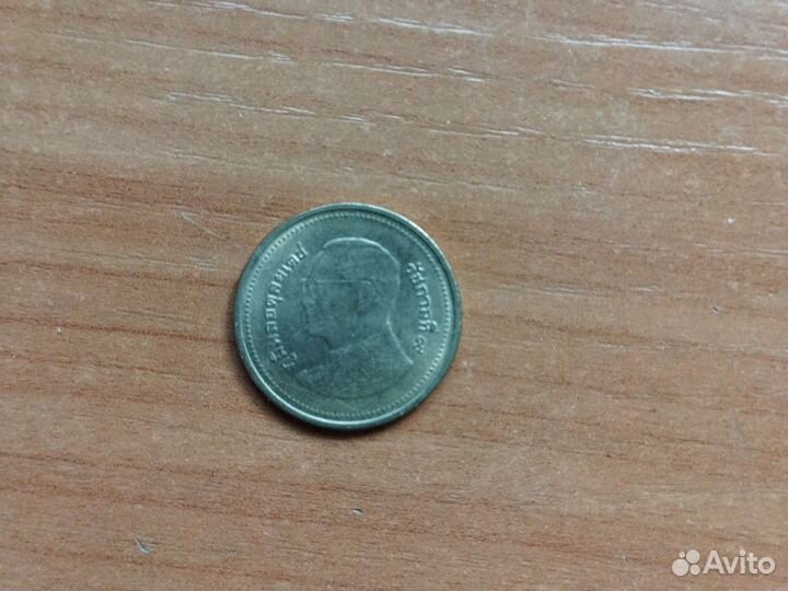 Колекционная монета