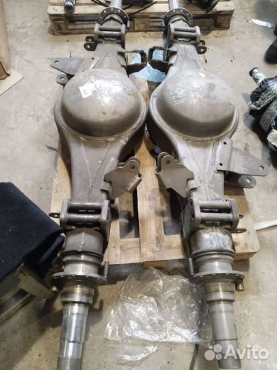 Картер чулок заднего моста Газон Next Паз Вектор