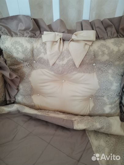 Кровать манеж овальная с маятником 7в 1