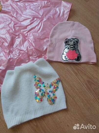 Шапки + дождевик (новый)
