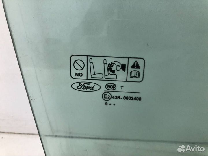 Стекло двери передней правой Ford Focus 2 DB 2008